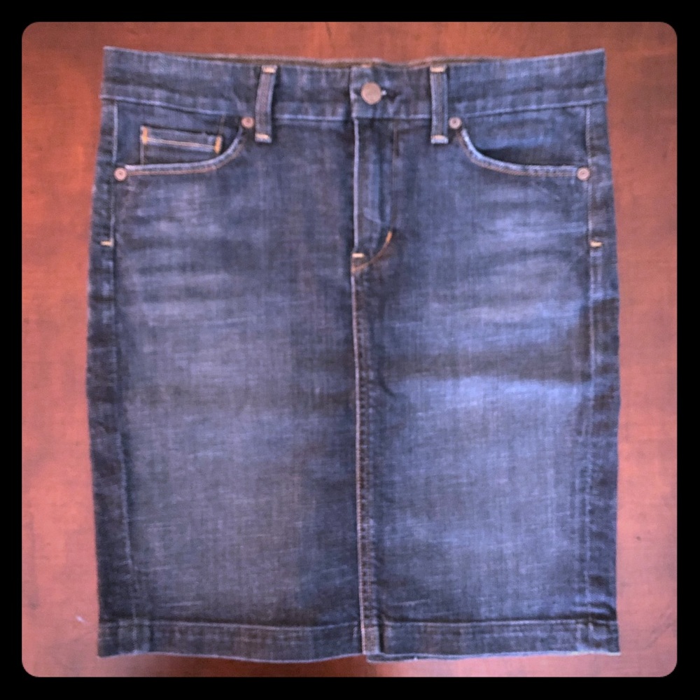 Citizens of Humanity denim pencil skirt size 29